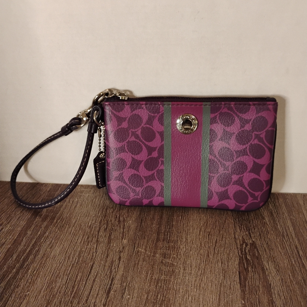Coach 1947 Bill & Coin Wristlet